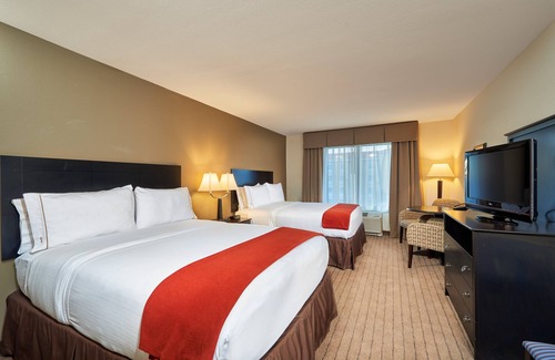 Biggs Field Hotel | Holiday Inn Express & Suites El Paso Airport Area by IHG