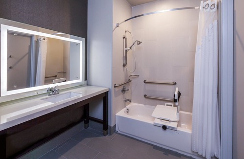 Killeen Hotel | Holiday Inn Express & Suites Killeen - Fort Hood Area by IHG