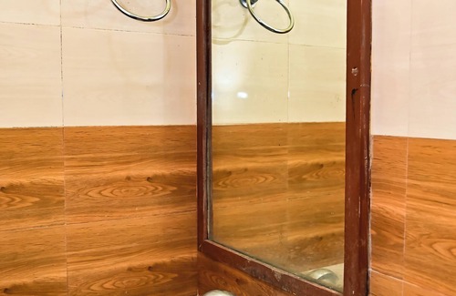 Sualkuchi Casa | Holiday Inn Guest House