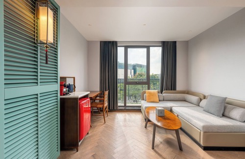 Downtown Hangzhou Hotel | Holiday Inn Hangzhou West Lake By Ihg