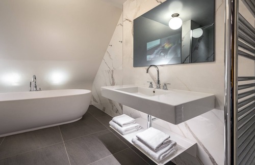 Quinze-Vingts Hotel | Holiday Inn Paris - Gare de Lyon Bastille by IHG