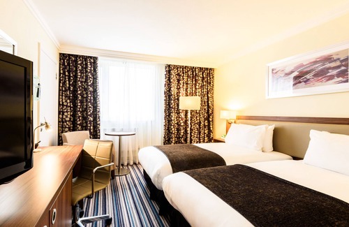 Portsmouth Hotel | Holiday Inn Portsmouth by IHG