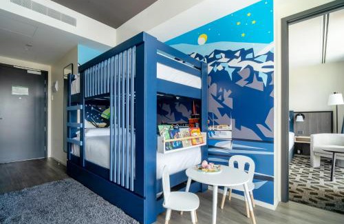 Frankton Hotel | Holiday Inn Queenstown Remarkables Park