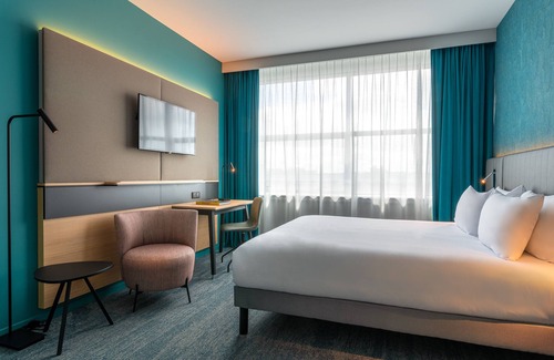 Centre Erlon Hotel | Holiday Inn Reims Centre by IHG (Chambres Rénovées)