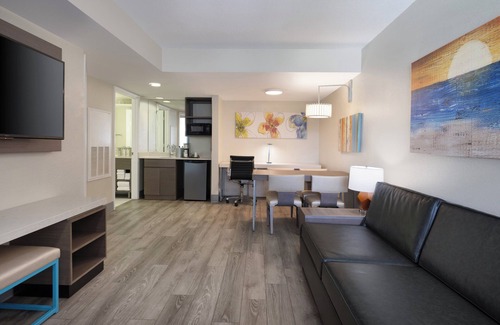 Florida Central Atlantic Coast Hotel | Holiday Inn Resort Orlando Suites - Waterpark by IHG