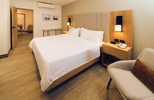 Zona Río Hotel | Holiday Inn Tijuana Zona Rio by IHG