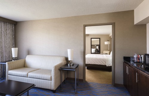 Southwest Federal Center Hotel | Holiday Inn Washington Capitol - Natl Mall by IHG