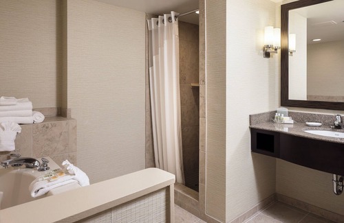 Wichita Hotel | Holiday Inn Wichita East I-35 by IHG