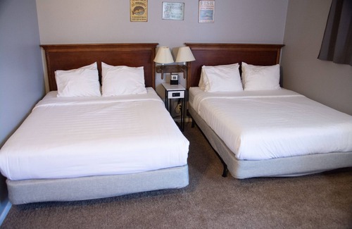 West Yellowstone Hotel | Holiday Motel