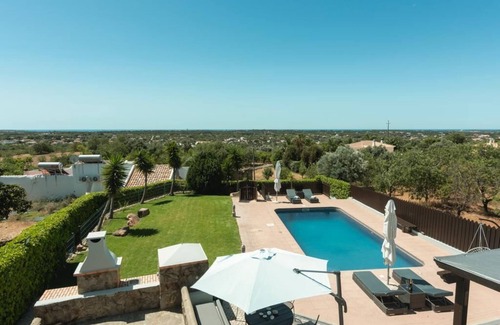 Loule Villa | Holiday property in the heart of Algarve
