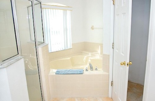 Poinciana Casa | Holiday Rest