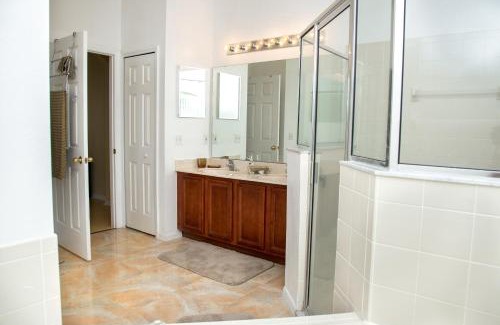 Poinciana Casa | Holiday Rest