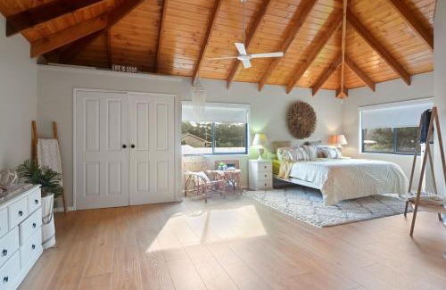 Callala Bay Casa | Holiday Retreat Jervis Bay - 5 Min Walk to Bay