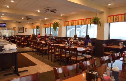 Myrtle Beach Hotel | Holiday Sands South