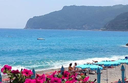 Spotorno Apartamento | Holiday Sea View