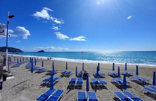 Spotorno Apartamento | Holiday Sea View