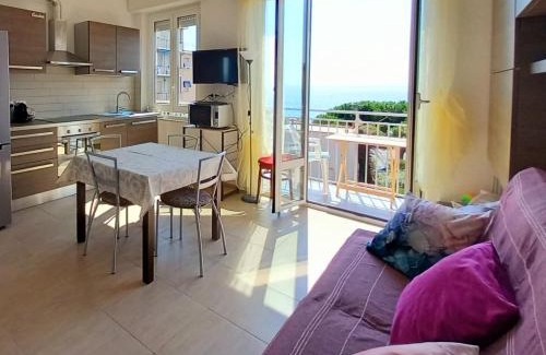 Spotorno Apartamento | Holiday Sea View