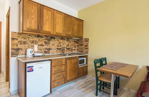 Arillas Apartamento | Estudio de vacaciones 'Mirage Arillas Estudio Tipo C16' junto a la playa con balcón, piscina y Wi-Fi