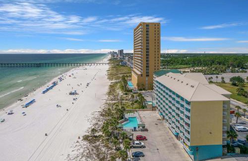 Panama City Beach Hotel | Holiday Terrace Beachfront Hotel, a By The Sea Resort