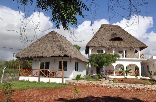 Matemwe Hotel | Holiday Time Bungalows