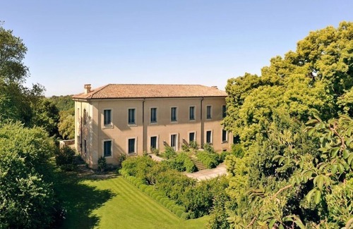 Cori Villa | vacaciones de vacaciones gran chalet de alquiler italia, lazio, cerca de roma, piscina, aire acondicionado, jardines, vista, gran finca, castillo