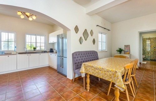 Cerro Grande Villa | Villa de vacaciones en una zona tranquila con todas las comodidades para 6 personas.