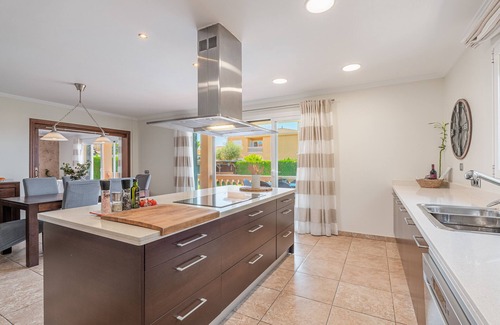 Urbanizacion Sant Marcal Villa | Villa de vacaciones "Joan Deia Escultor" con vistas a la montaña, piscina y Wi-Fi