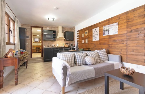 Valsequillo de Gran Canaria Villa | Villa de vacaciones 'La Quinta De Vals' con vistas a la montaña, Wi-Fi y aire acondicionado