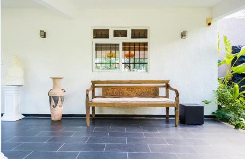 Balaclava Villa | Holiday Villa