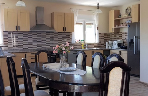 Slivno Casa | Villa de vacaciones con una hermosa vista panorámica al mar