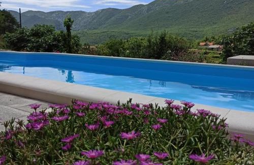 Omis Casa | Holiday Village Home Kamenica