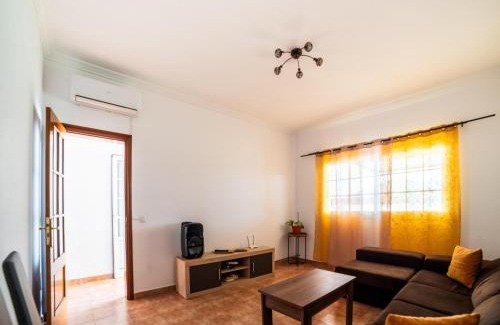 Tuineje Casa | Holidayhome in Tuineje near Beaches
