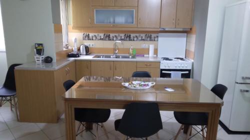 Kalamata Apartamento | HOLIDAYS APARTMENT ΜΕΣΣΗΝΗ