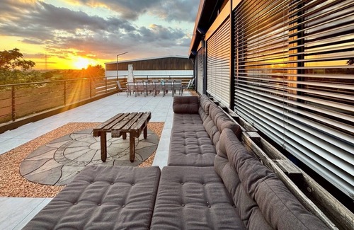 Hockenheim Casa | Holidays Haus EMG Mannheim Heidelberg group up 22P