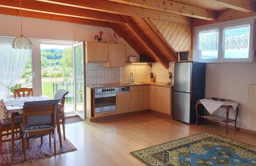 Endingen am Kaiserstuhl Apartamento | Vacaciones en la bodega del jardín natural Kaiserstuhl, con vistas a los viñedos.
