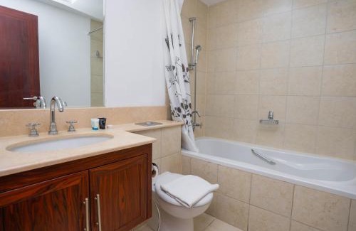 Downtown Dubai Apartamento | Holidays R Us villa 3 bedroom premium location