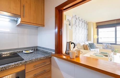 Perchel Sur Apartamento | Holidays2Malaga Eslava en recinto privado