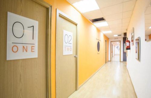 Sant Antoni Hostal | HolidaysBCN Rooms