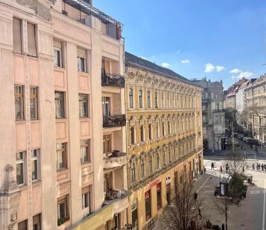 Ujlipotvaros Apartamento | Hollán Residence I 3bdr I 2bathr I freeparking