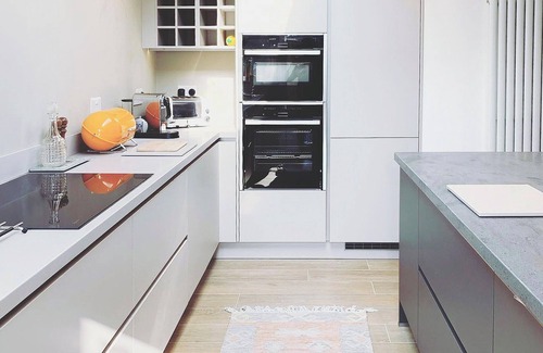 Holland-On-Sea Cabaña | Holland Beach Bungalow
