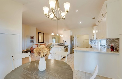 Holland Casa | Holland Home: Walk to the Beach!