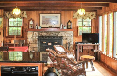 Lake Junaluska Casa | Holler Cottage