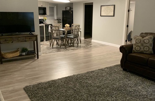 Vicksburg Apartamento | Holley Rentals 2 bedroom sleeps 6