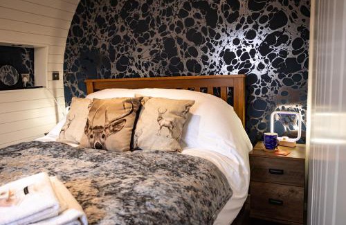 Knaresborough Cabina | Hollins Farm - Dog Friendly, Self Catering Holiday Lodges