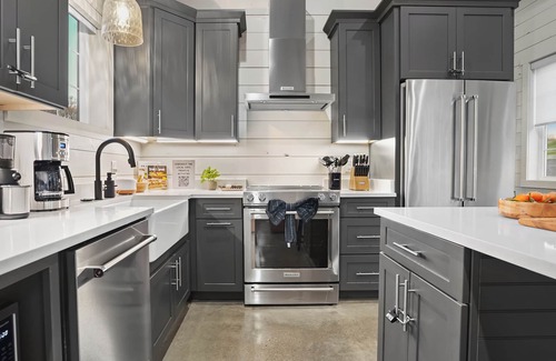 Kedron Casa | Hollow Hideaway 1A- Serene Getaway-Sleeps 4