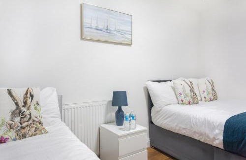 Islington Apartamento | Holloway Budget Apartment - 1 Minute to Emirates Stadium - Next to Station - City Center