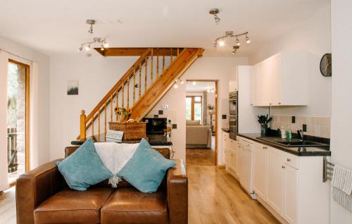Boraston Casa | Holly Cottage, 2 bed house, sleeps 6