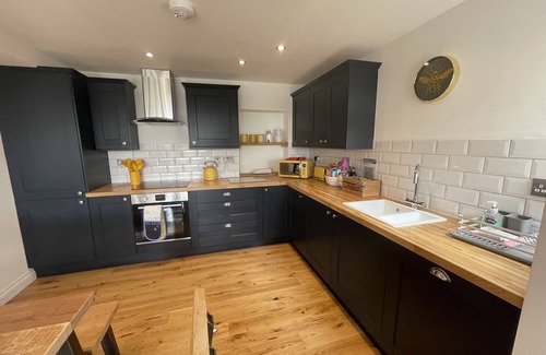 Helston Cabaña | Holly Cottage @ Arrowan Common Farm