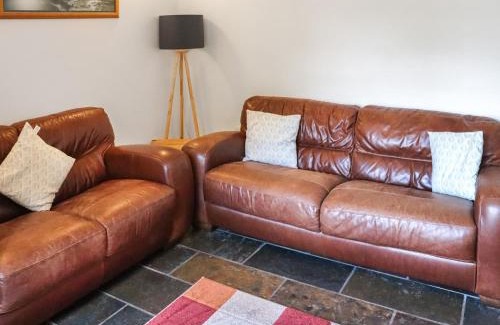 Angle Casa | Holly Cottage
