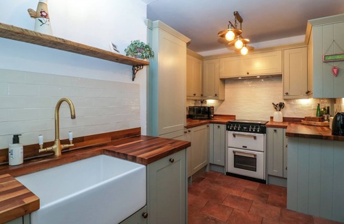 Malvern Cabaña | Holly Cottage